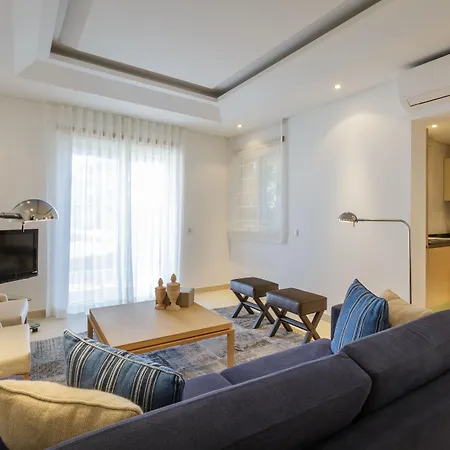 The Crest Guest house